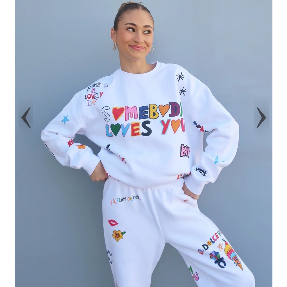 NWT Mayfair x iscreamincolour Somebody Loves You Crewneck Sweatshirt sz S/M